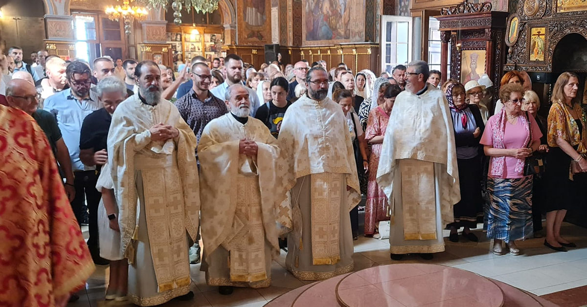 Read more about the article Празник Петровдан прослављен литургијски у Вазнесењској цркви