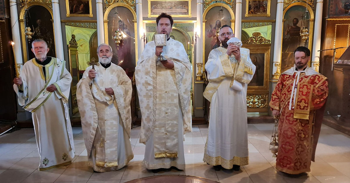 Read more about the article Празник иконе Пресвете Богородице Тројеручице прослављен у Вазнесењској цркви