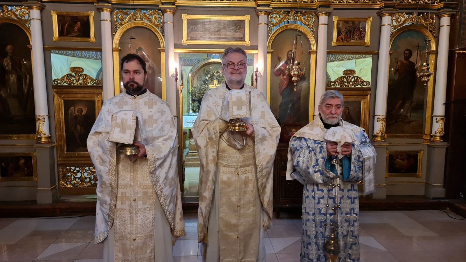 Read more about the article Божић – Јутарња Света Литургија